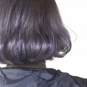 笠岡美容室Gratia(グラーティア)。　ネイビーブルーカラー。