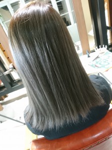 笠岡美容室Gratia(グラーティア)。　ベースが整えば一回で綺麗に染まりますね。